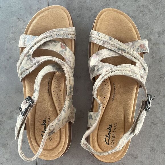 CLARKS Brynn Ave Sandal multi colored straps padded cork footbed 1” heel size 10 - Picture 2 of 14